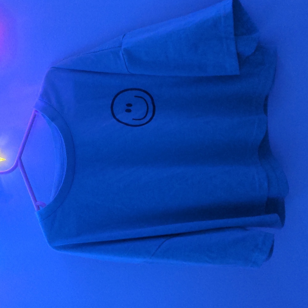 Cropped shirt